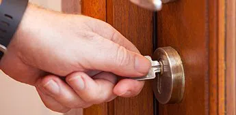 Lock Locksmith Tech Boston, MA 617-294-6217 Lock Locksmith Tech Boston, MA 617-294-6217 - ignition-repair