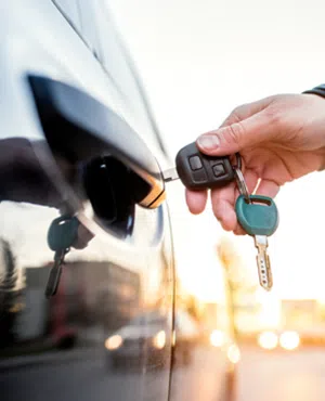 Lock Locksmith Tech Boston, MA 617-294-6217 - unlock-car